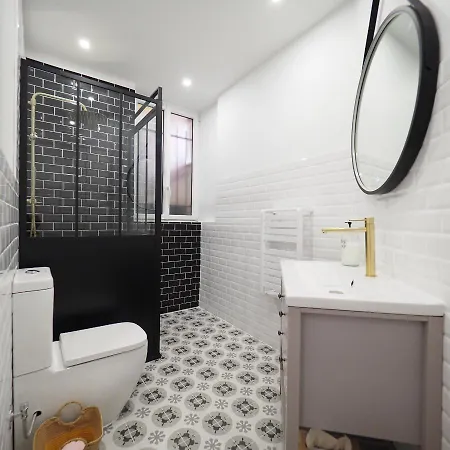 De Charme Art Deco فيشي